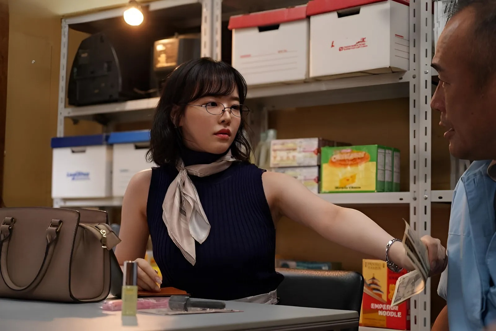 SAME-032 Anh công nhân may mắn và em quản lí xinh đẹp