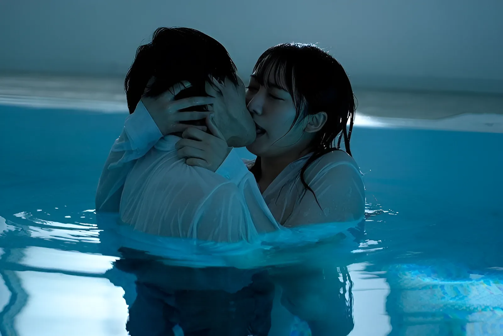 HMN-452 学級委員長とくっついてる