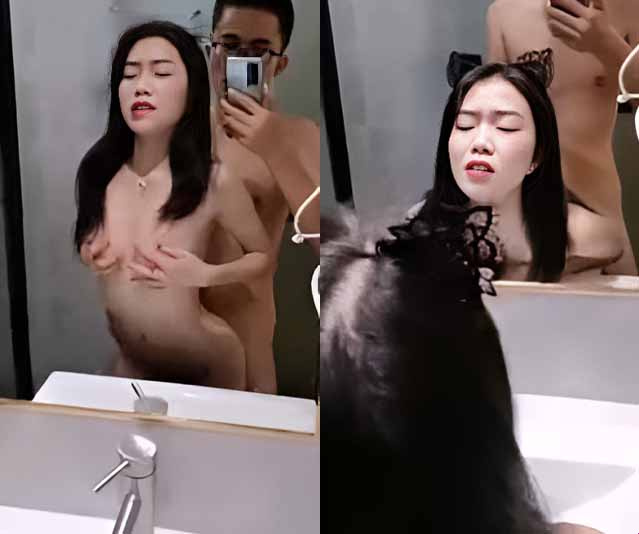 강아지 소녀는 자신의 몸을 가지고 있습니다